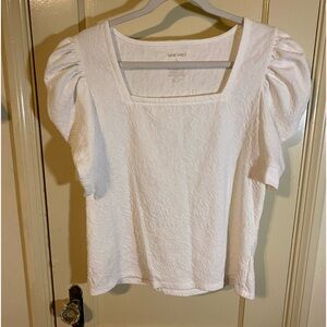 Nine West white top